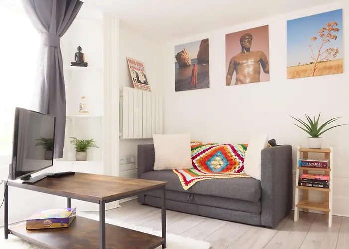 Summer Family Terrace Apartment - Central Location